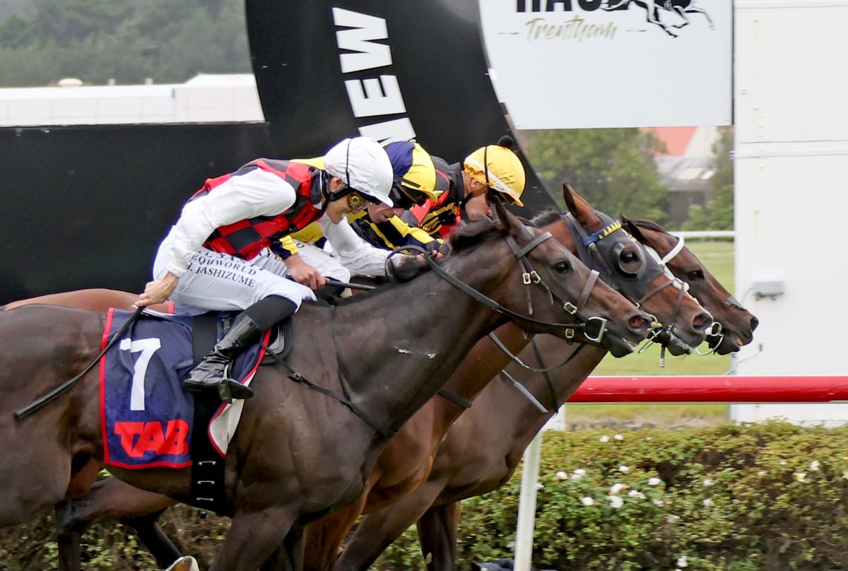 Cooper’s Social Syndicates celebrates another big weekend