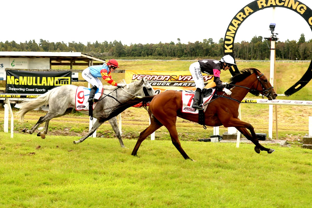 Patterson’s winning run continues in Gold Nuggets