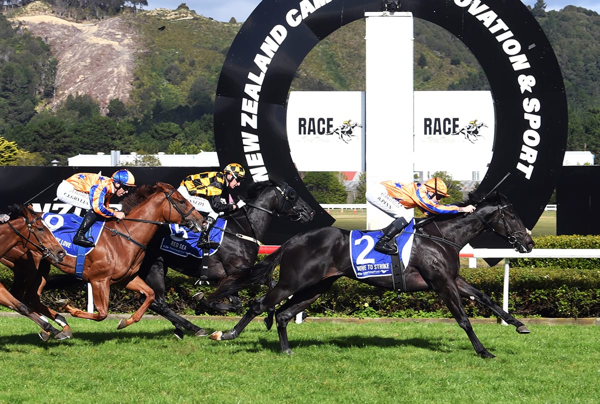 Move To Strike scores in Sires’ Produce Stakes