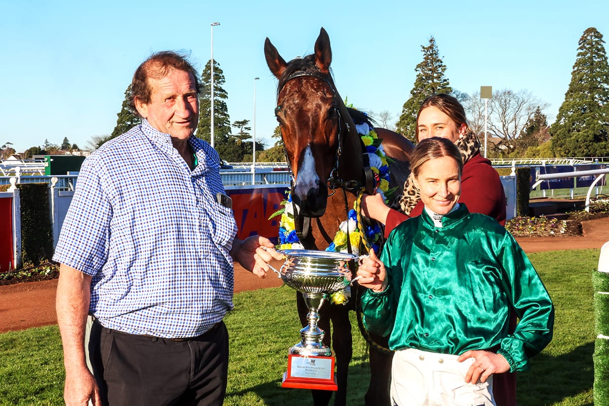 Jay Bee Gee Wins Winter Cup