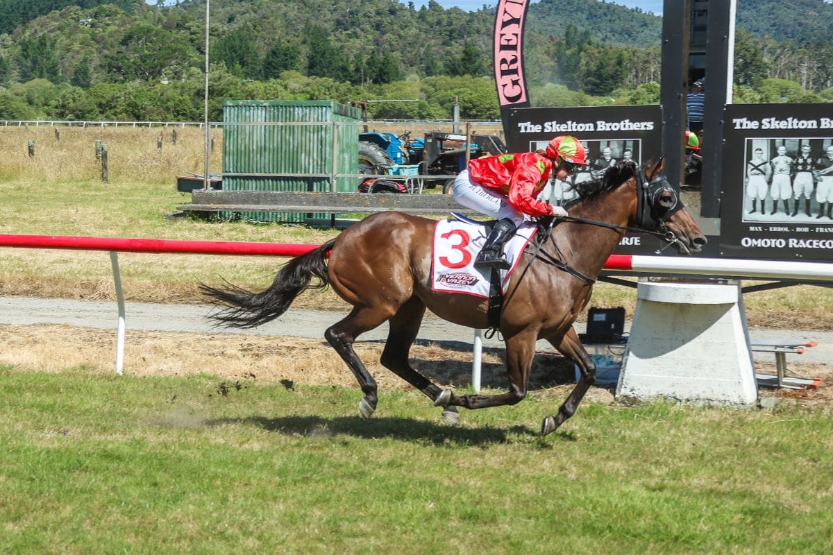 Sutherland unstoppable on the Coast