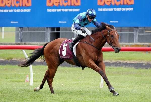The Scunner upsets in Spring Sprint