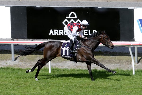 Delayed La Crique resumption adds to thrilling contest