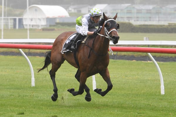 Express Yourself continues winning ways