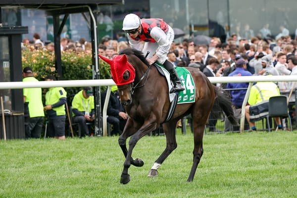 La Crique out to add to Group One tally