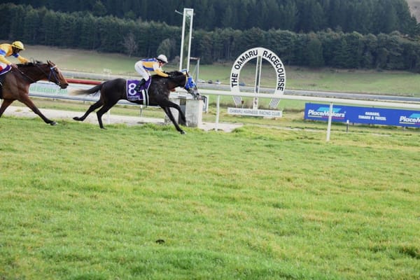 Natural Momentum too slick at Oamaru