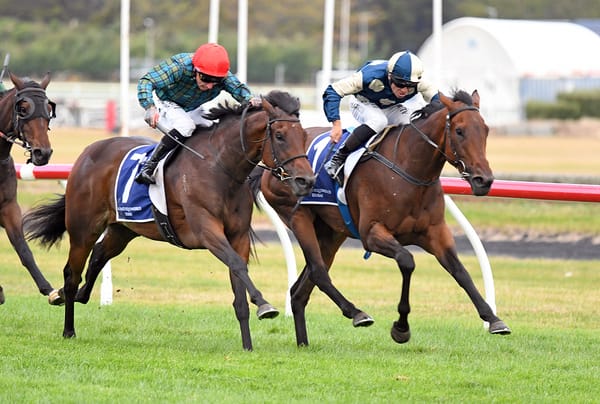 Leica Lucy prepares for Clash of the Queens